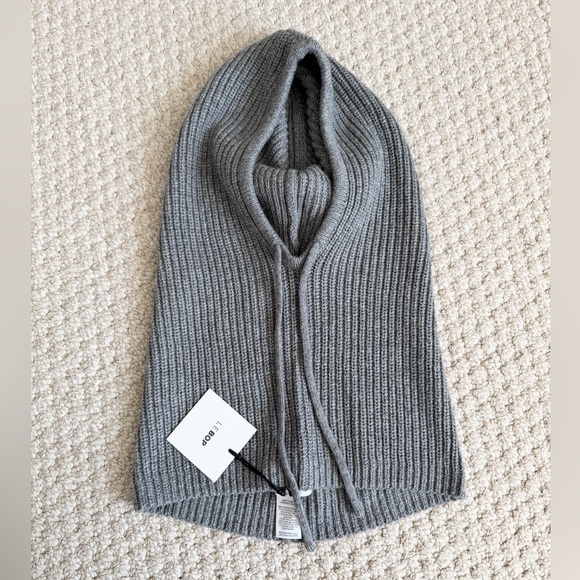 NWT! Le Bop • Heather Grey Florence Balaclava Knit Hood. - Picture 2 of 6